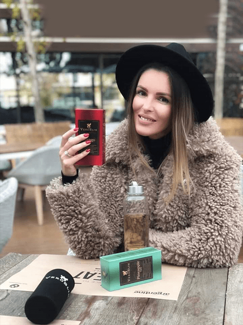 Denisa Nechifor said GOOD-BYE to bloating and swollen feet with the help of Veroslim Tea.